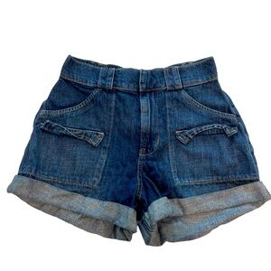 Vintage style, high-waisted mom short 3”